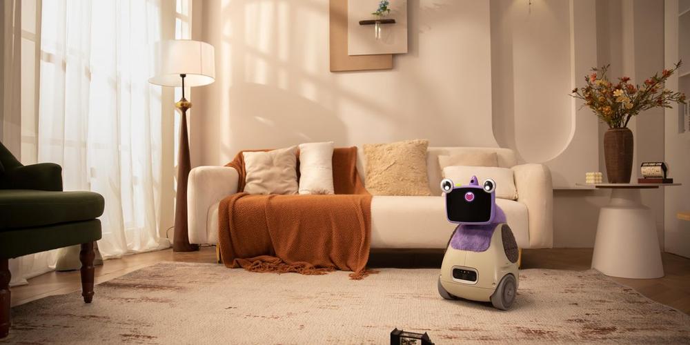 AI 陪伴机器人正在填补现代家庭的情感连接缺口