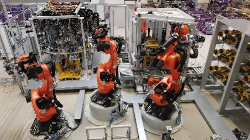 PIA Automation 将采用 46 台机器人与数字孪生技术建设 BMW 电驱装配线