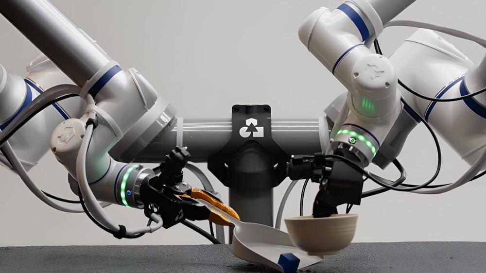 Generalist AI 发布 GEN-1.5：看 3–12 秒单次演示就能学会物理任务