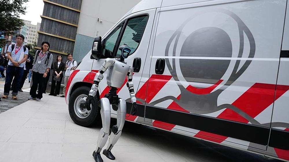 人形机器人的"911"：日本首推"机器人救护车"提供现场维修服务